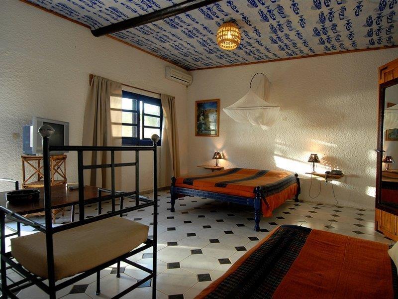 Hotel Mermoz Saint Louis Exterior foto