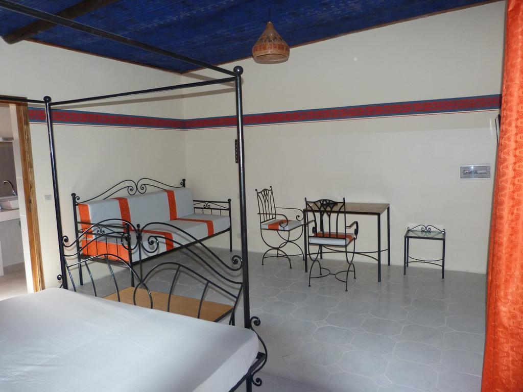 Hotel Mermoz Saint Louis Exterior foto