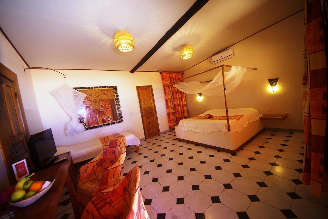 Hotel Mermoz Saint Louis Exterior foto